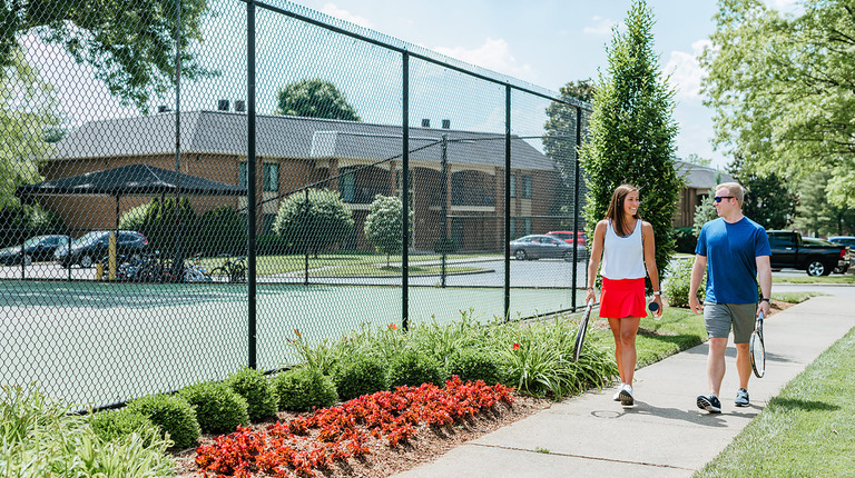 Outdoor Tennis Courts in a Beautiful Setting