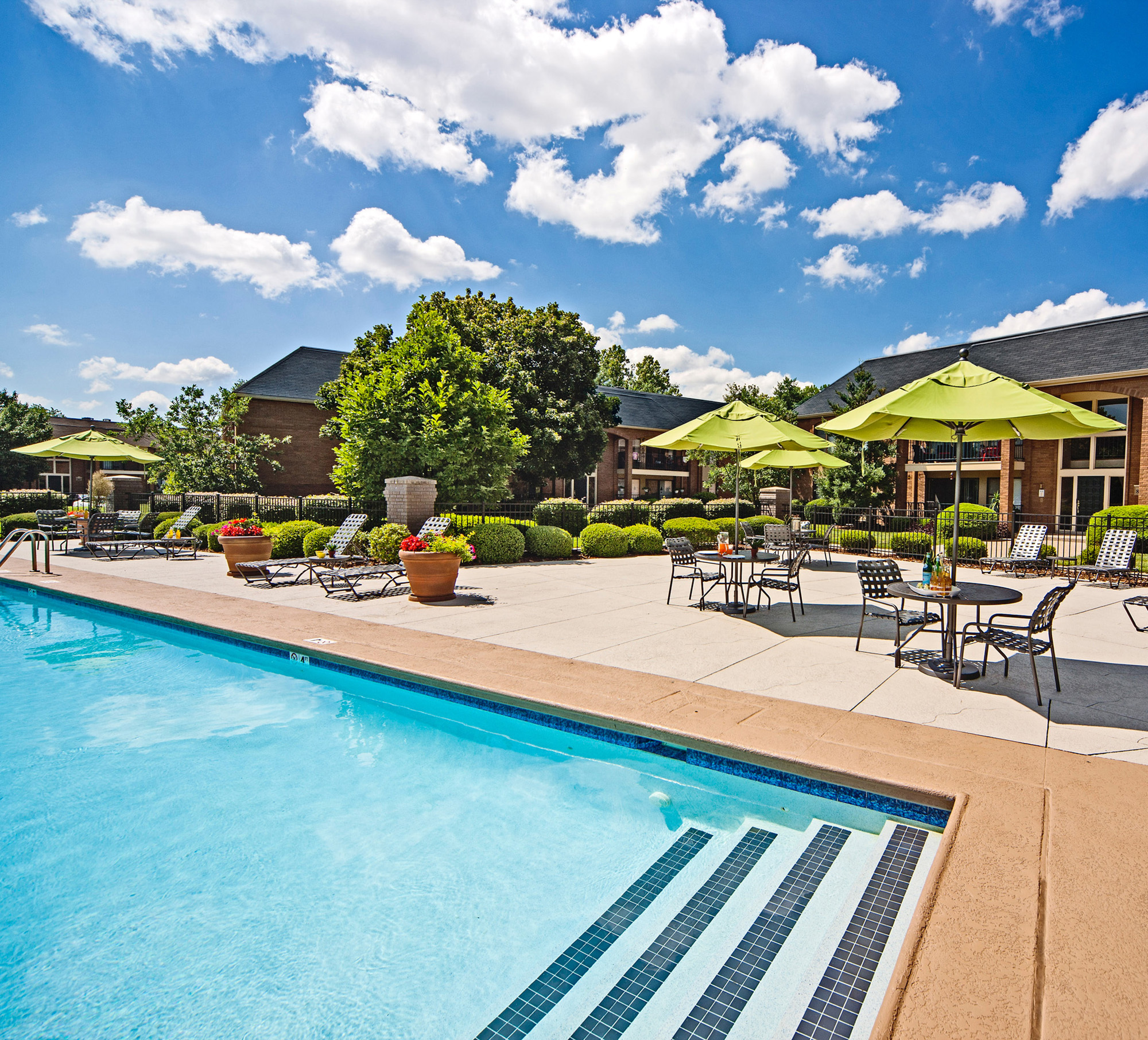 Hurstbourne Grand Apartments